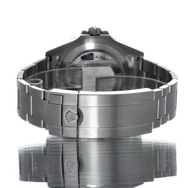 Rolex Sea-Dweller 126600